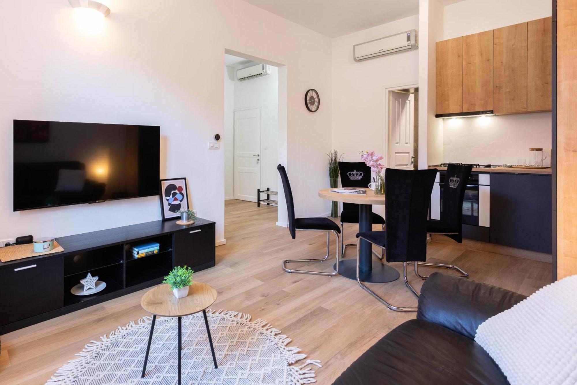 Design And Modern Apartments In Heart Of Záhřeb Exteriér fotografie